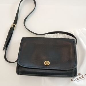 Vintage Coach Navy Blue Ridgefield #9812 Crossbody